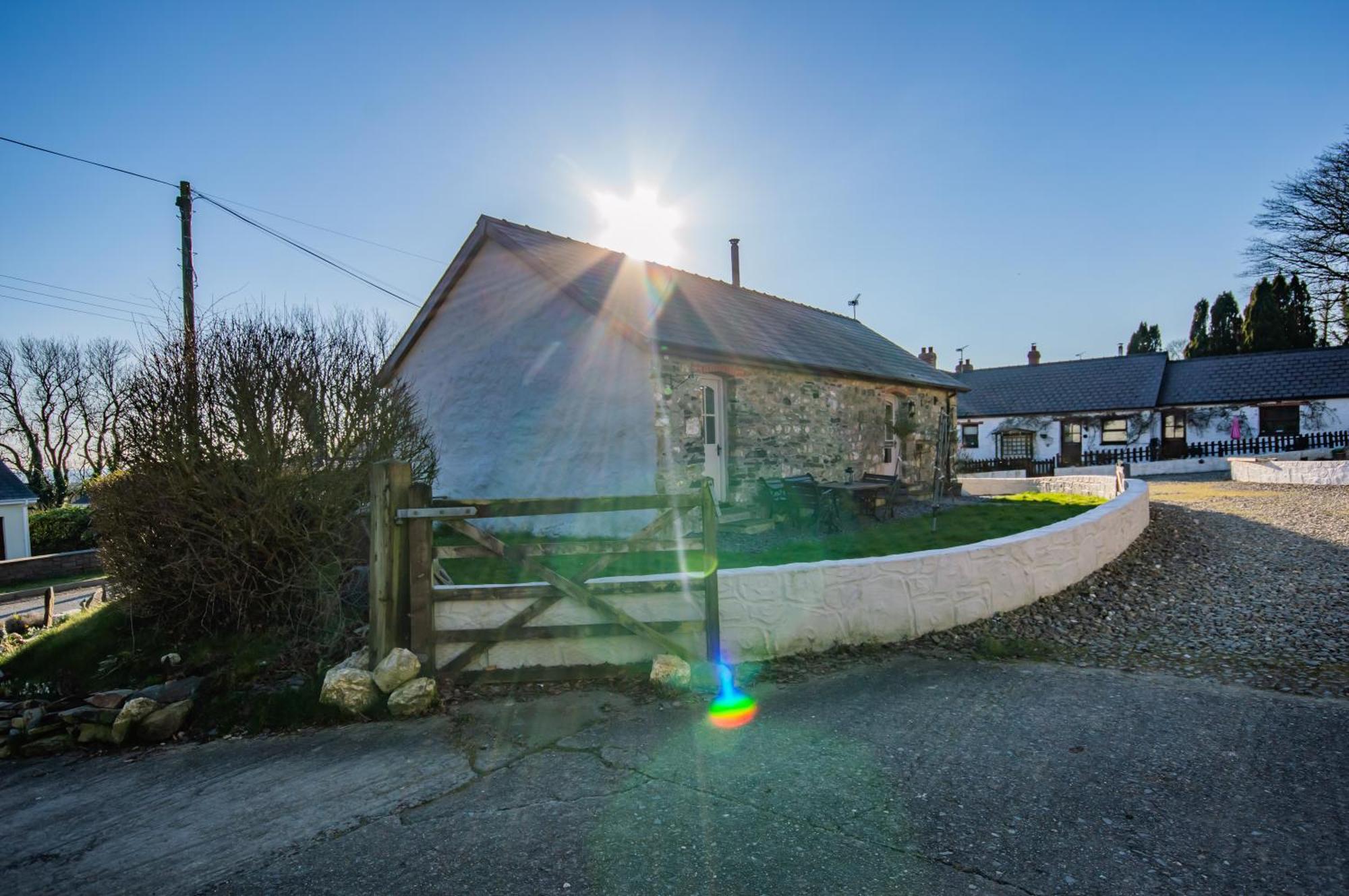 Cosy Farm Conversion In The Heart Of Pembrokeshire Maenclochog المظهر الخارجي الصورة